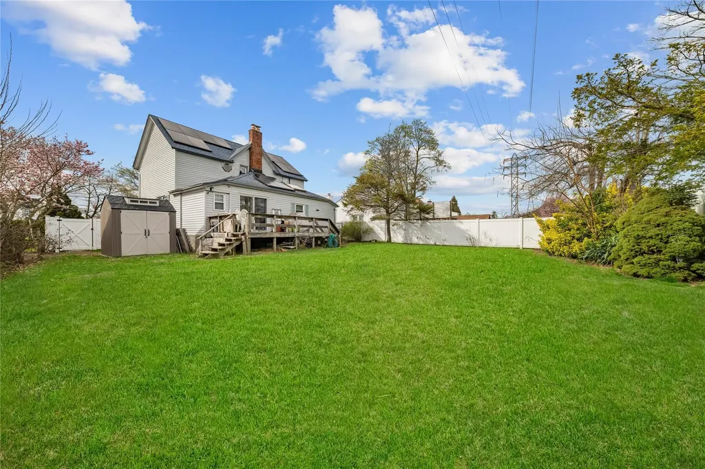 37 Oceanview Avenue Valley Stream NY 11581