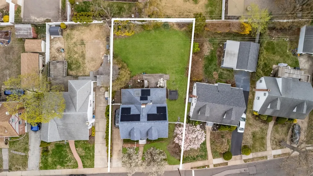 37 Oceanview Avenue Valley Stream NY 11581