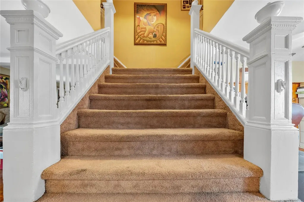 37 Oceanview Avenue Valley Stream NY 11581