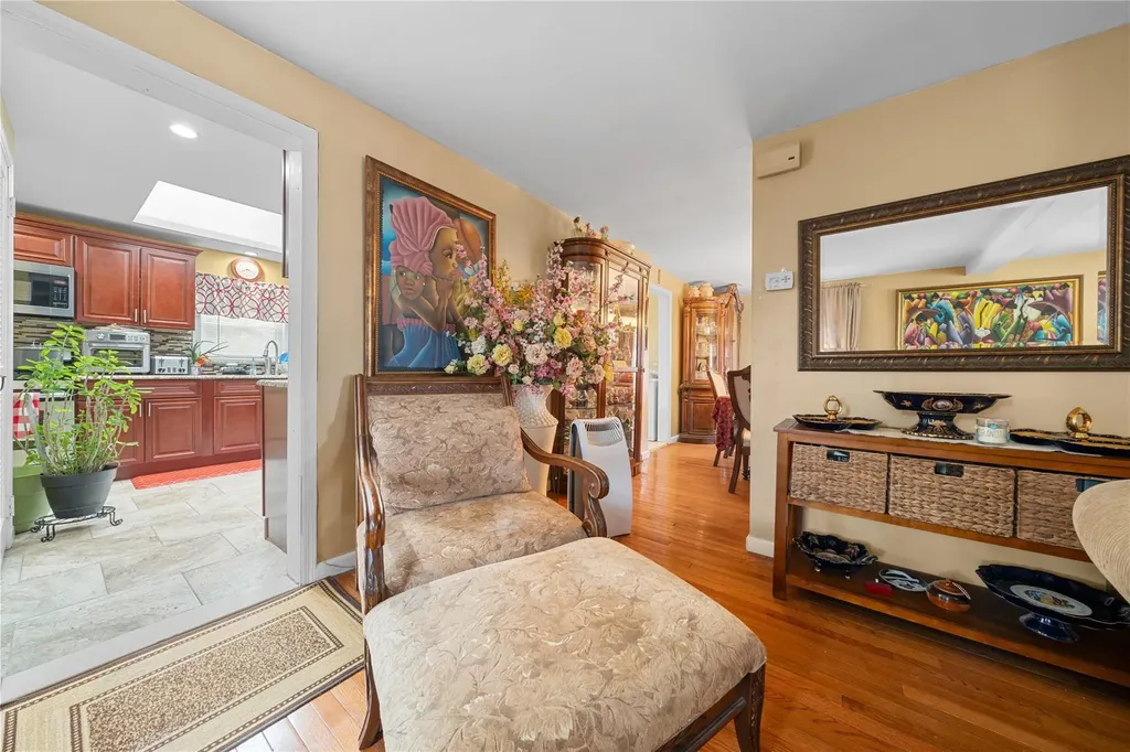 37 Oceanview Avenue Valley Stream NY 11581