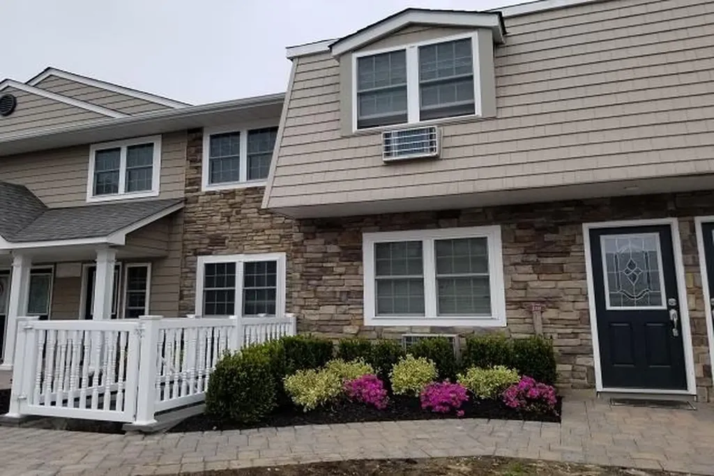 226 Imperial Bayport NY 11705