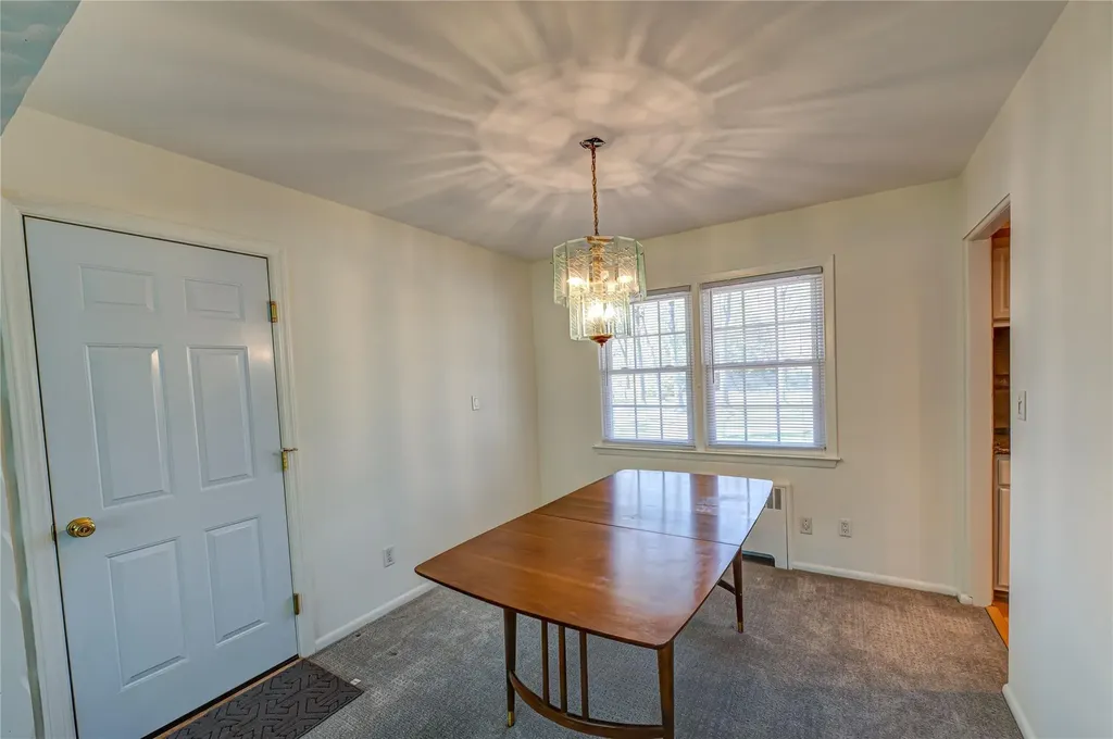 5 Cinderella Lane Saint James NY 11780