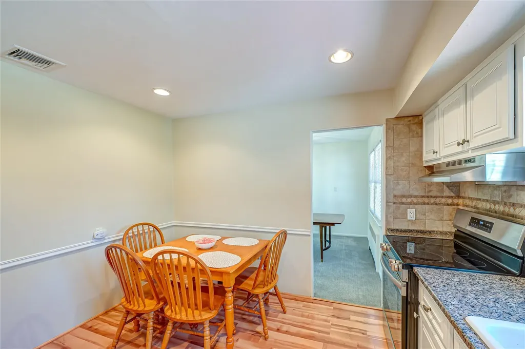 5 Cinderella Lane Saint James NY 11780