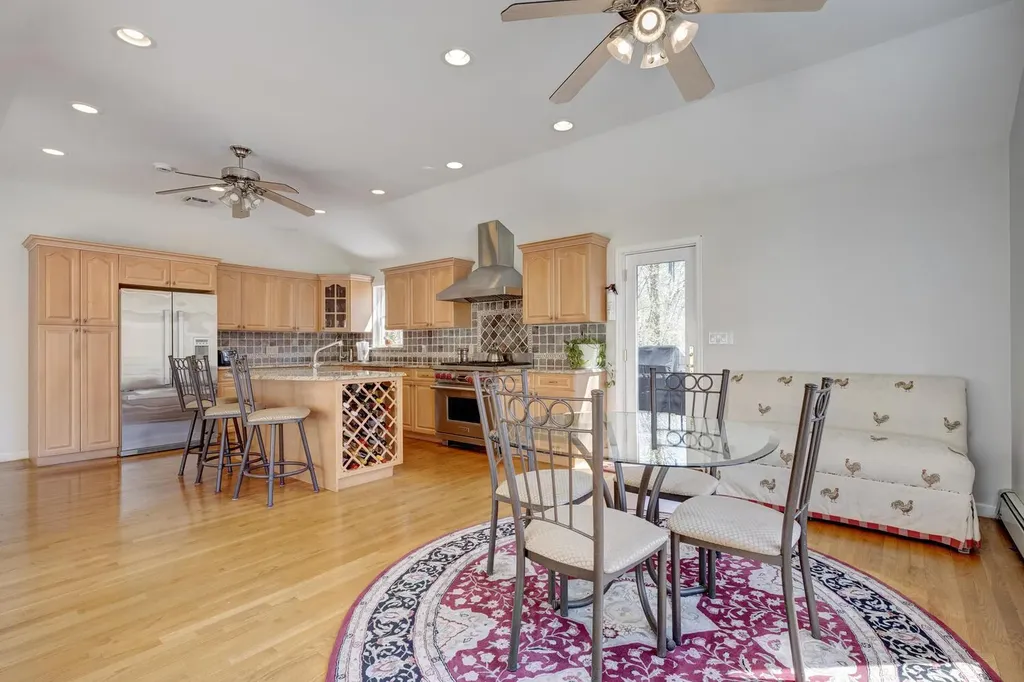 1a Carnegie Avenue Cold Spring Harbor NY 11724