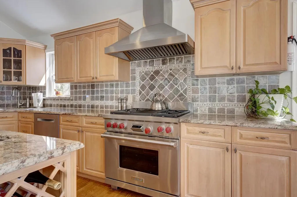 1a Carnegie Avenue Cold Spring Harbor NY 11724