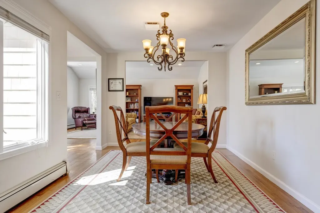 1a Carnegie Avenue Cold Spring Harbor NY 11724