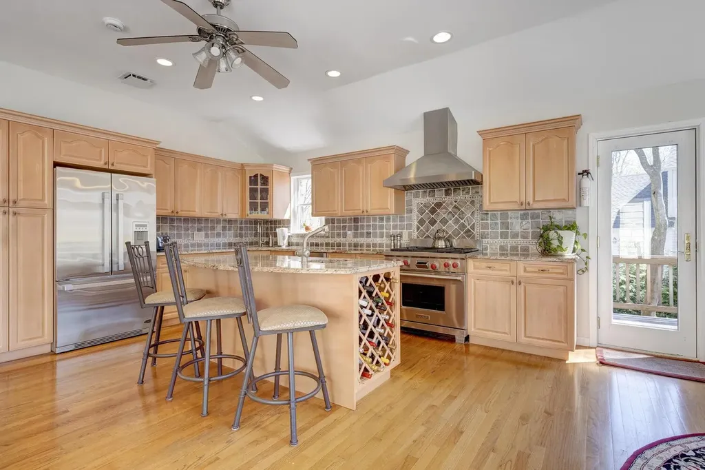 1a Carnegie Avenue Cold Spring Harbor NY 11724