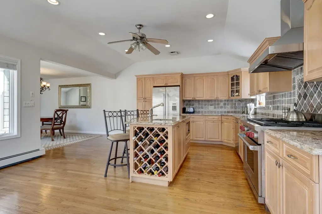 1a Carnegie Avenue Cold Spring Harbor NY 11724