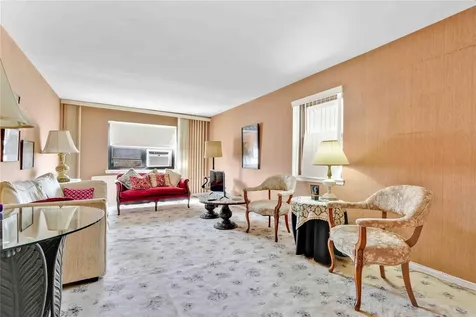 138-25 31 Drive Flushing NY 11354