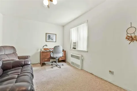 138-25 31 Drive Flushing NY 11354