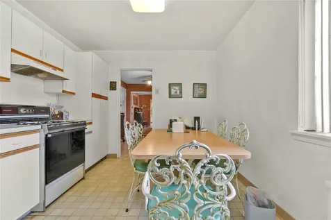 138-25 31 Drive Flushing NY 11354