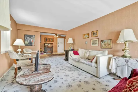 138-25 31 Drive Flushing NY 11354