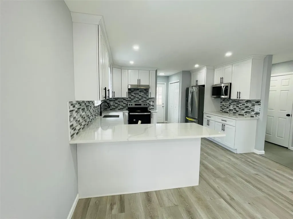 290 Cypress Drive Mastic Beach NY 11951
