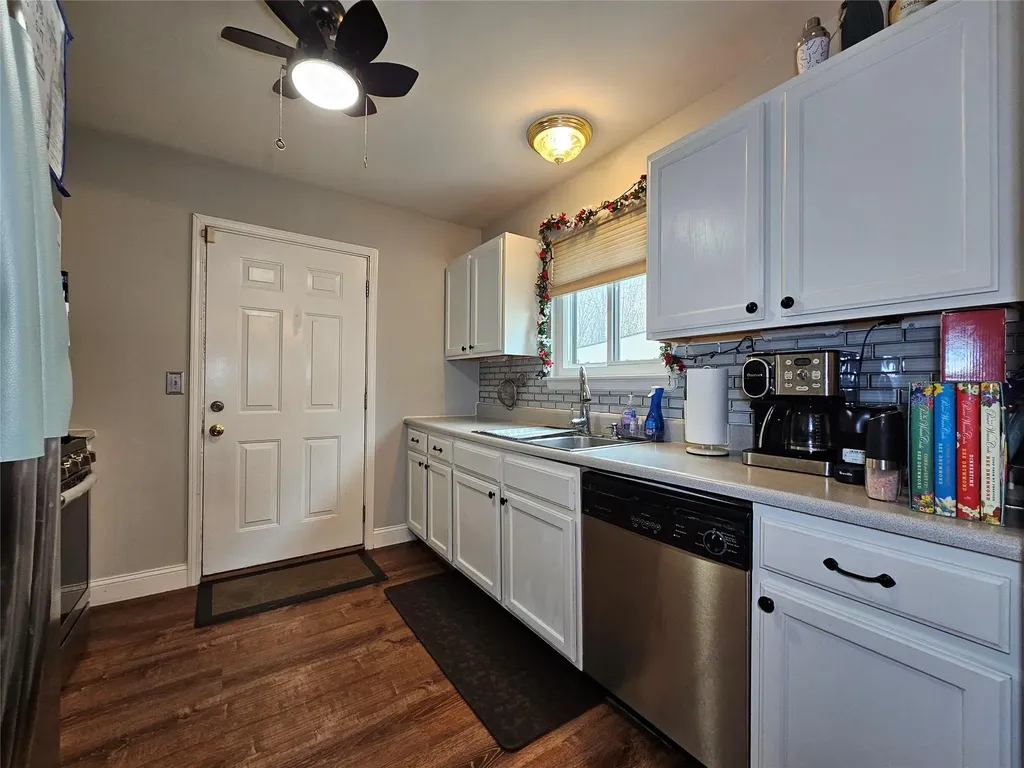 5 Abingdon Mews Middletown NY 10940