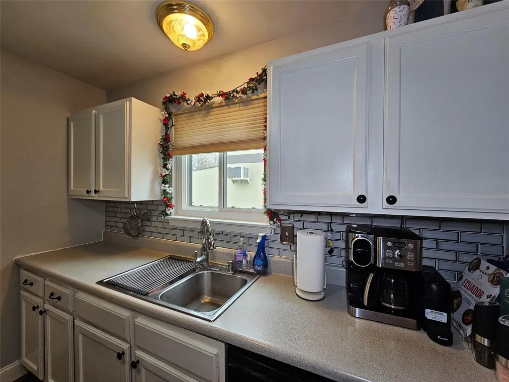 5 Abingdon Mews Middletown NY 10940