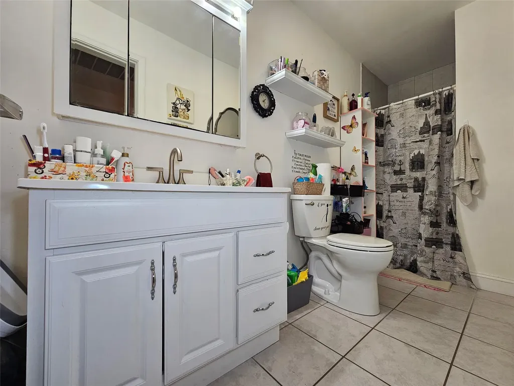 5 Abingdon Mews Middletown NY 10940