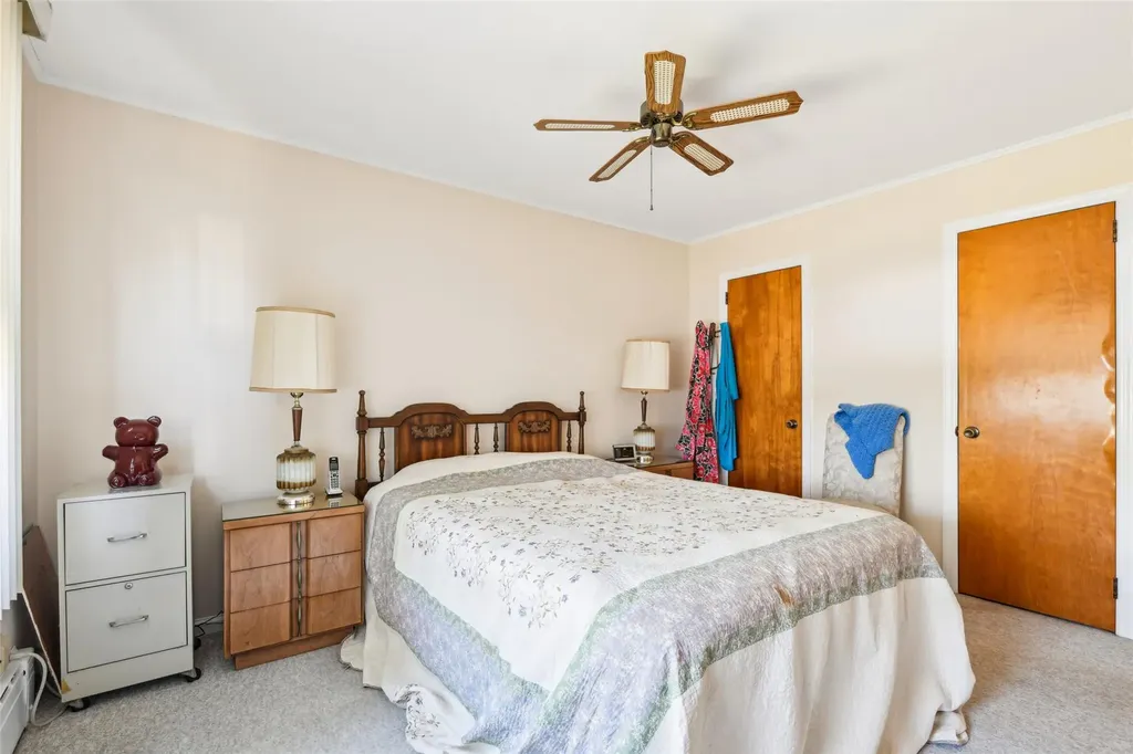 622 14th Street West Babylon NY 11704