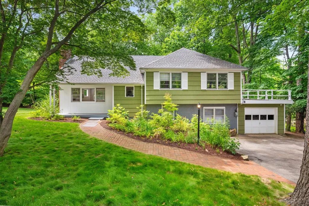 67 Ridge Road Hartsdale NY 10530