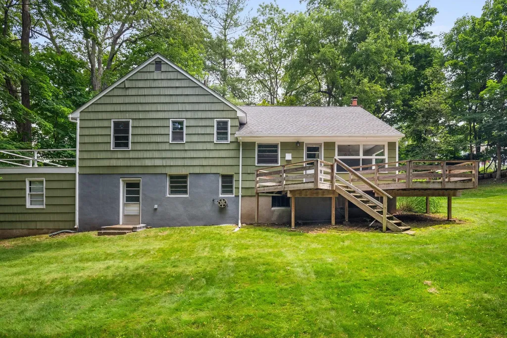 67 Ridge Road Hartsdale NY 10530