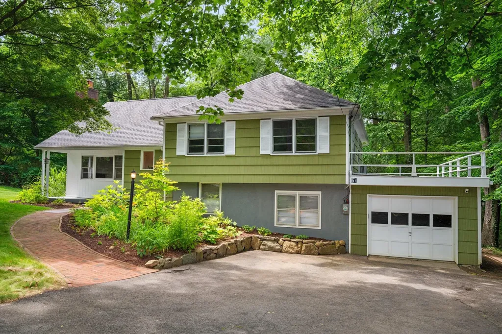 67 Ridge Road Hartsdale NY 10530