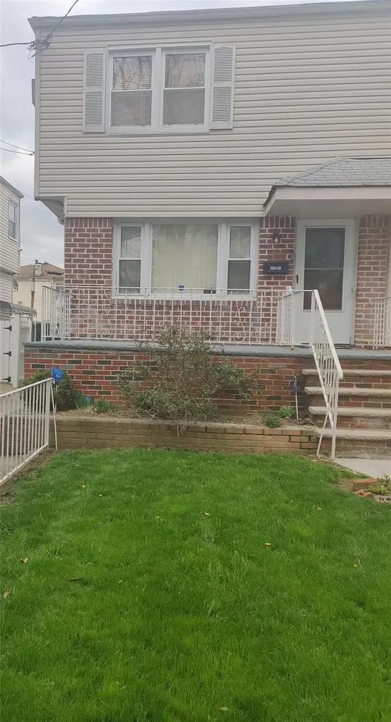 25305 148th Avenue Rosedale NY 11422