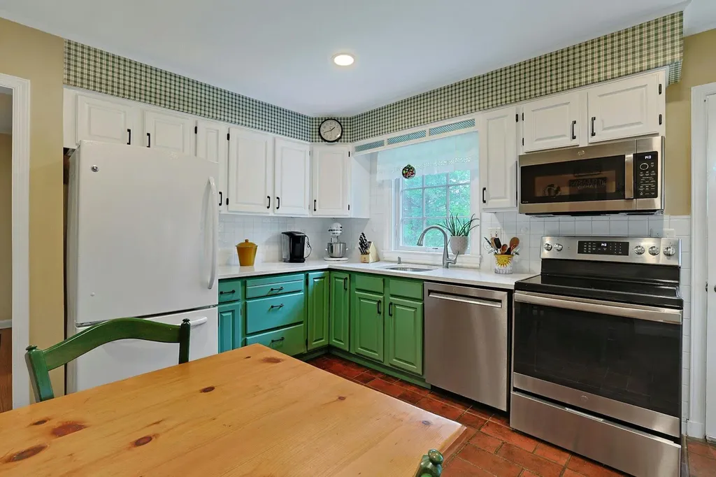 12 Heath Road Valhalla NY 10595