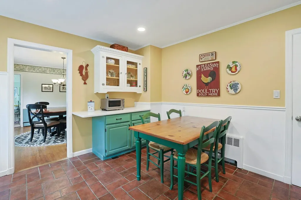 12 Heath Road Valhalla NY 10595