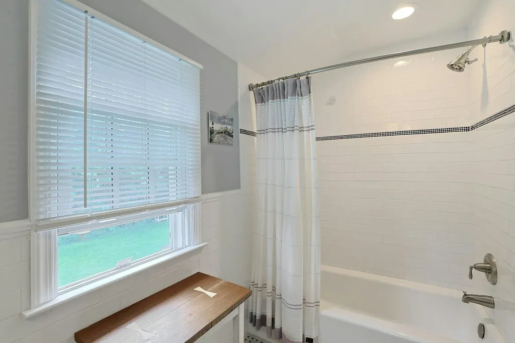 12 Heath Road Valhalla NY 10595