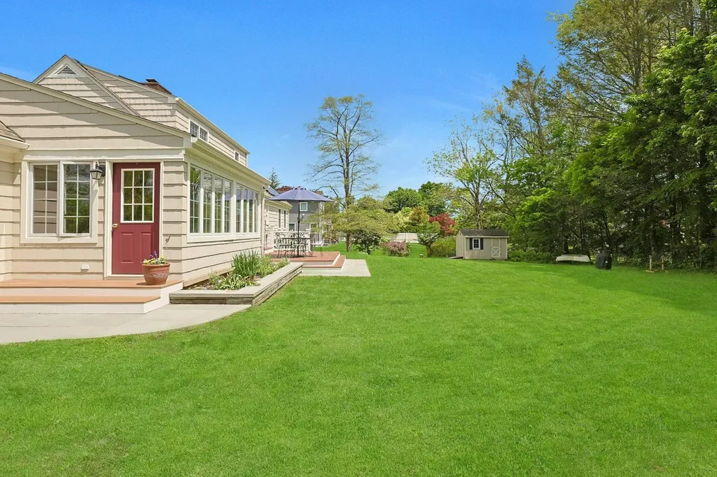 12 Heath Road Valhalla NY 10595