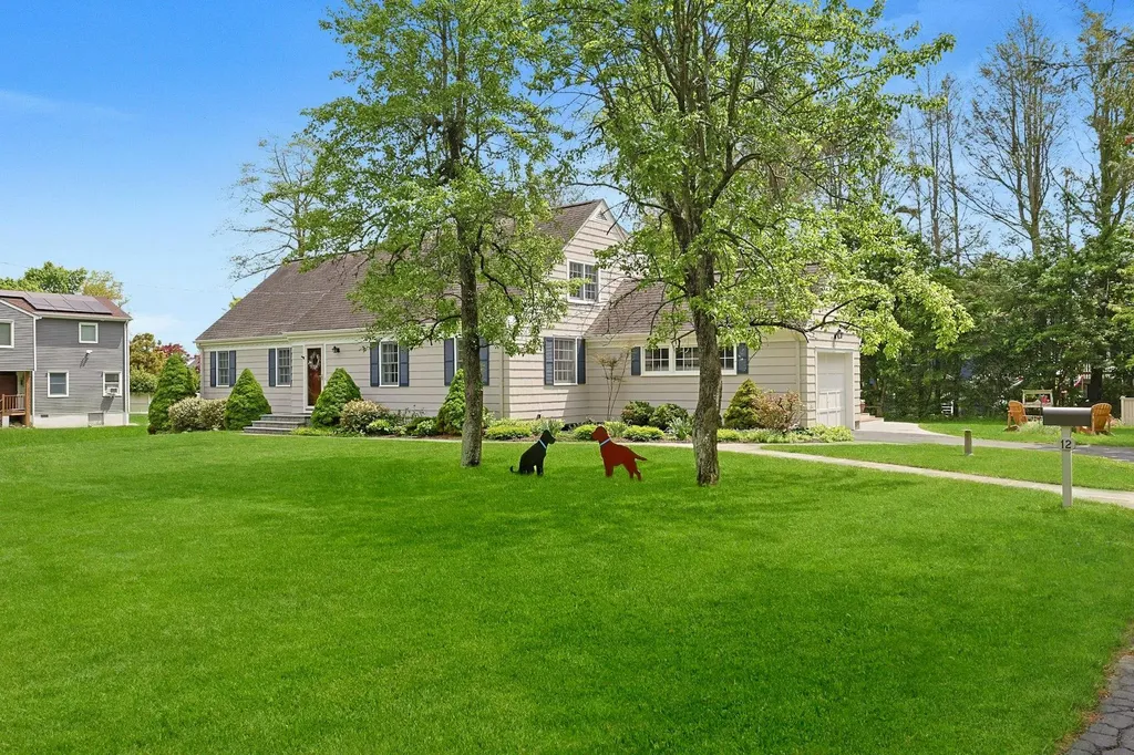 12 Heath Road Valhalla NY 10595