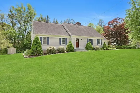 12 Heath Road Valhalla NY 10595