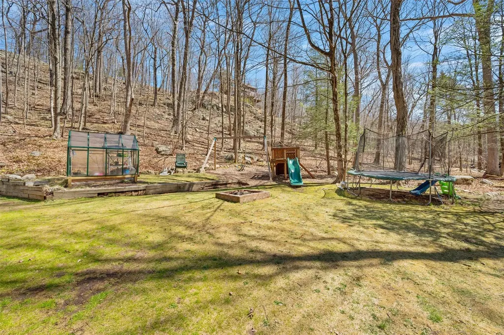 72 Maple Brook Road Tuxedo Park NY 10987