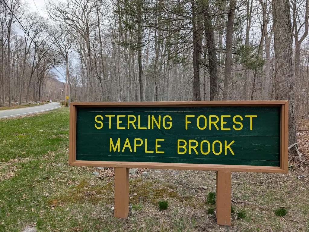 72 Maple Brook Road Tuxedo Park NY 10987