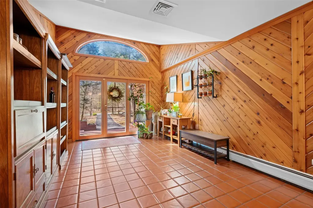 72 Maple Brook Road Tuxedo Park NY 10987
