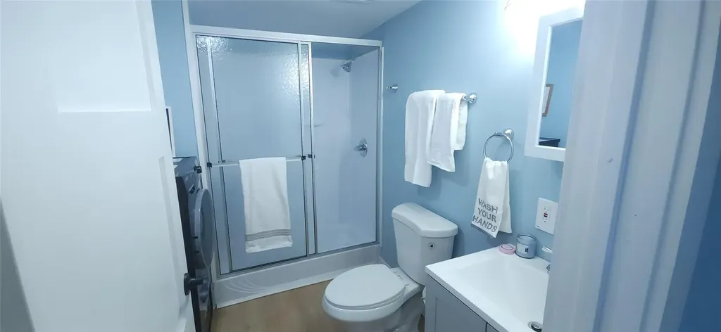 33 Debra Court Poughkeepsie NY 12601