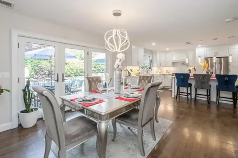 8 Hilltop Drive Bayville NY 11709