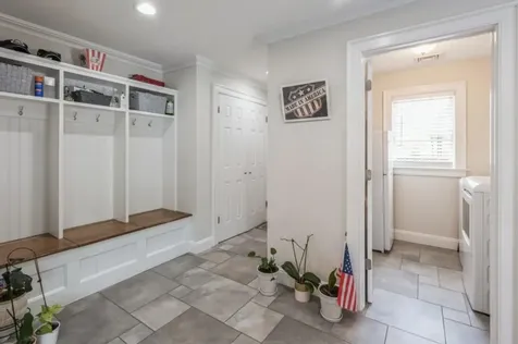 8 Hilltop Drive Bayville NY 11709