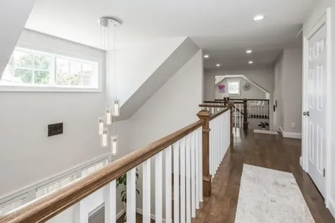 8 Hilltop Drive Bayville NY 11709