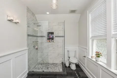 8 Hilltop Drive Bayville NY 11709