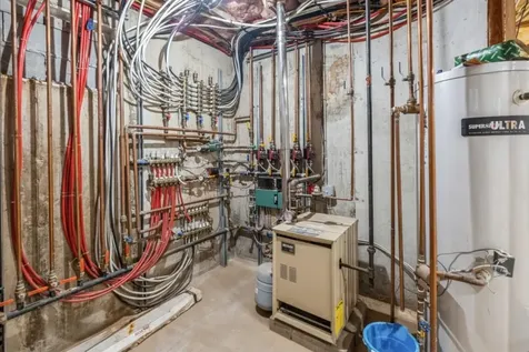 8 Hilltop Drive Bayville NY 11709