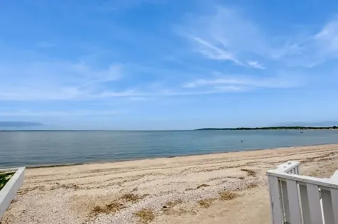 8 Hilltop Drive Bayville NY 11709