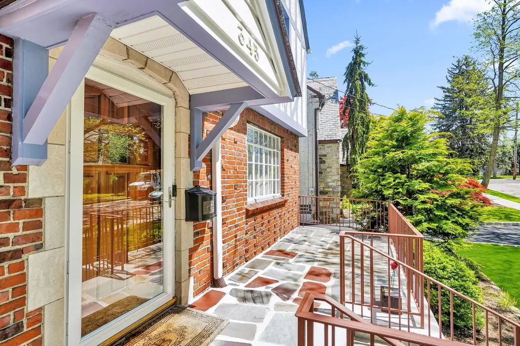 345 E Grand Street Mount Vernon NY 10552
