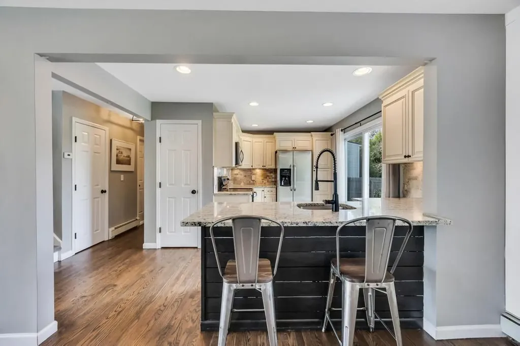 52 Thorburn Avenue Patchogue NY 11772