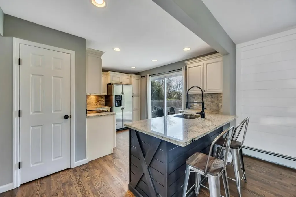 52 Thorburn Avenue Patchogue NY 11772