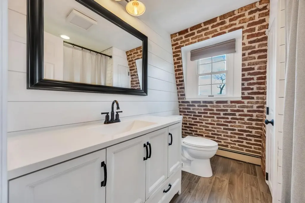 52 Thorburn Avenue Patchogue NY 11772