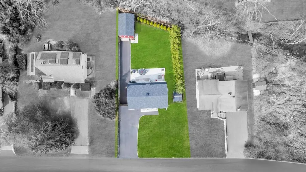 52 Thorburn Avenue Patchogue NY 11772