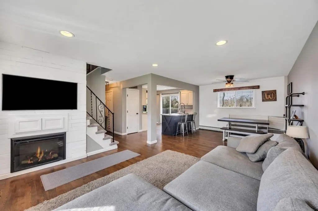 52 Thorburn Avenue Patchogue NY 11772