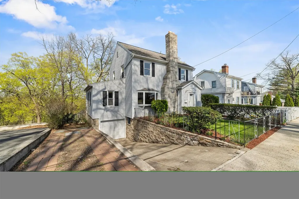 241 Lee Avenue Yonkers NY 10705