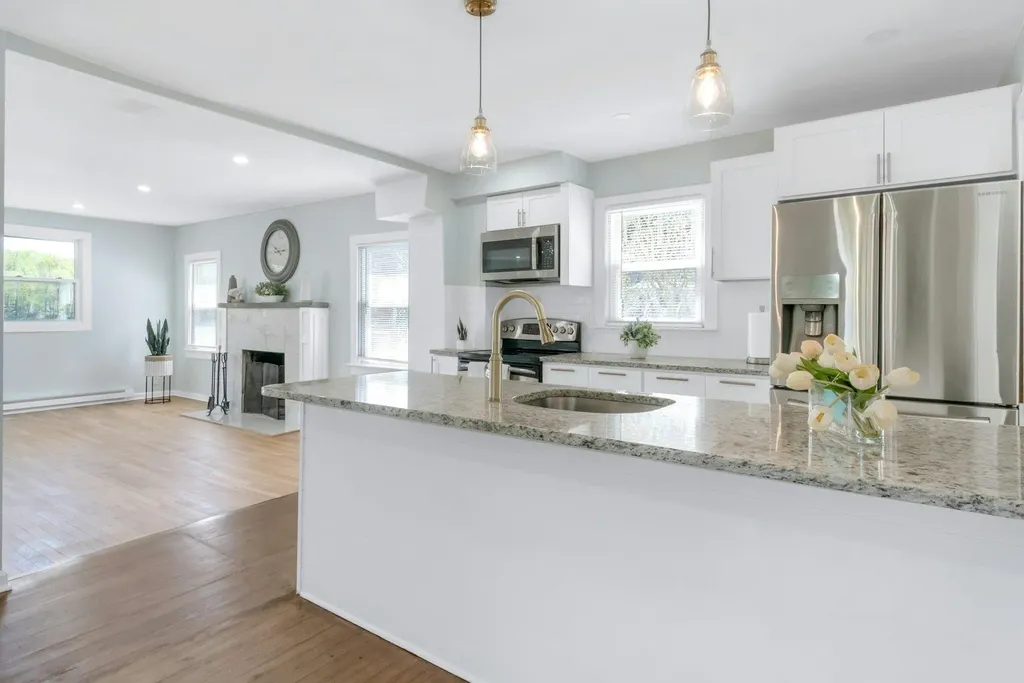 445 E Main Street Jefferson Valley NY 10535