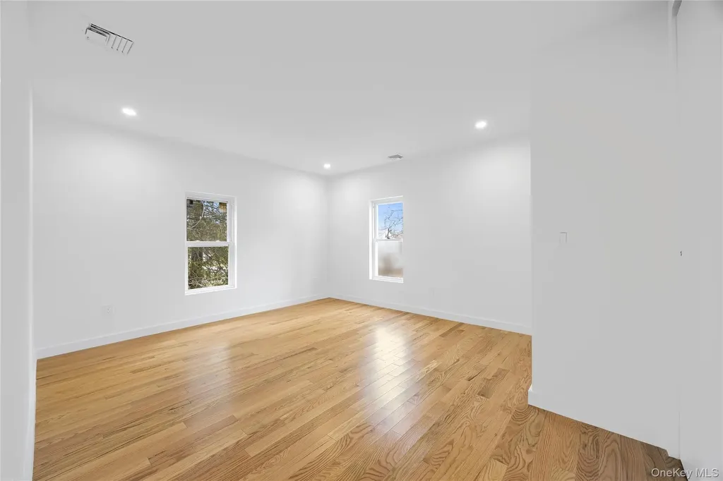 59 Clinton Avenue Monticello NY 12701